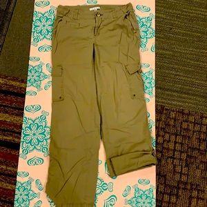 Khaki pant/capris